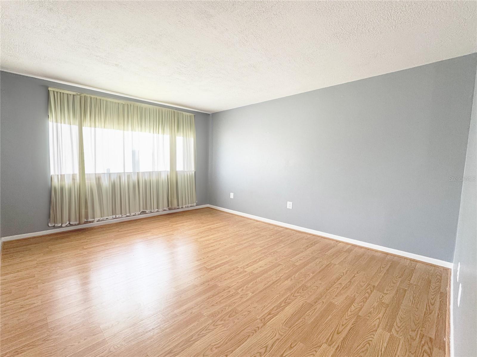 Image 15 of 21 For 6094 Peregrine Avenue C05