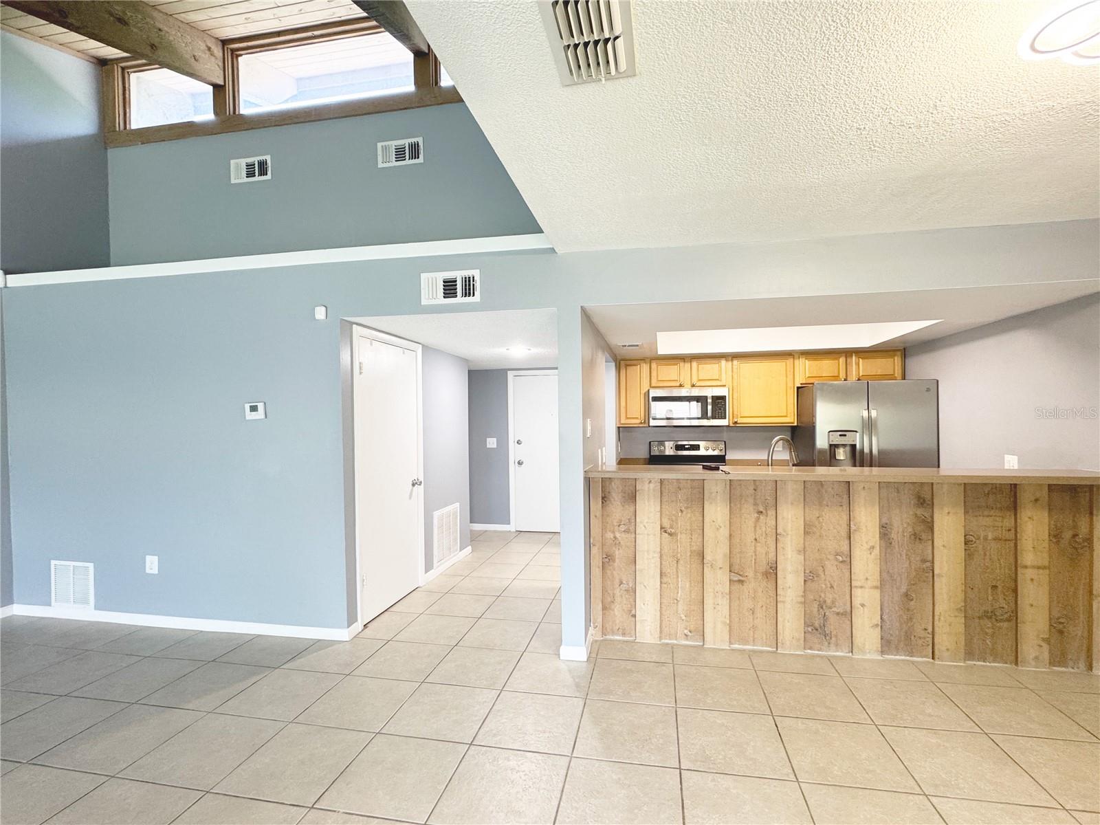 Image 9 of 21 For 6094 Peregrine Avenue C05