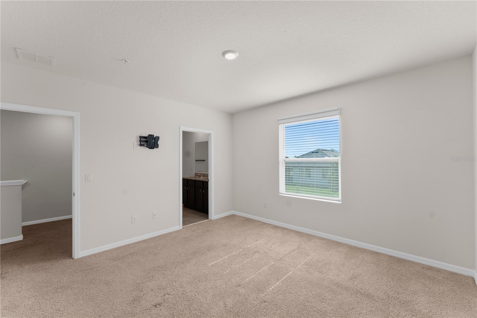 Image 11 of 25 For 12490 Bowes Branch Road