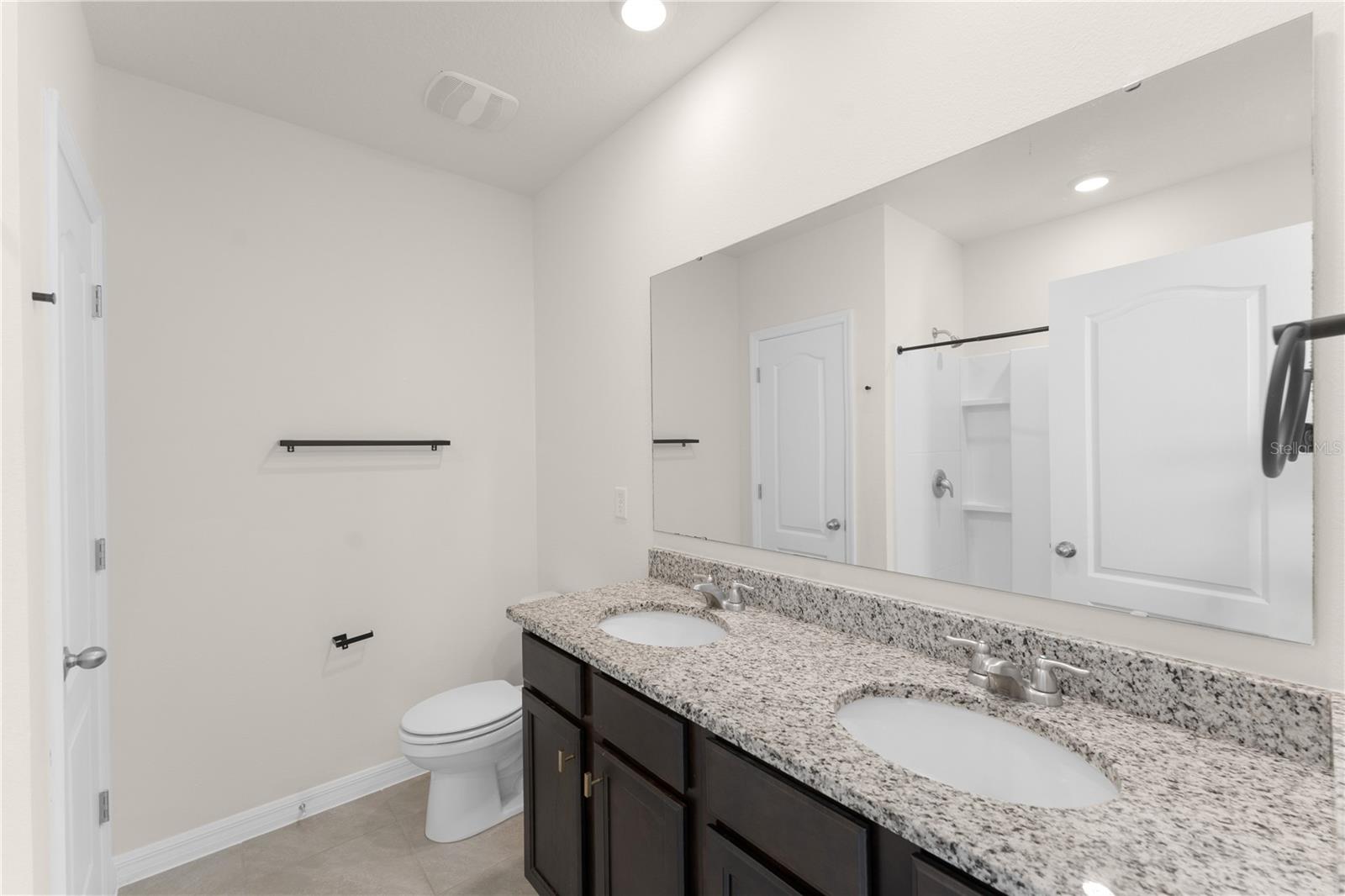 Image 13 of 25 For 12490 Bowes Branch Road