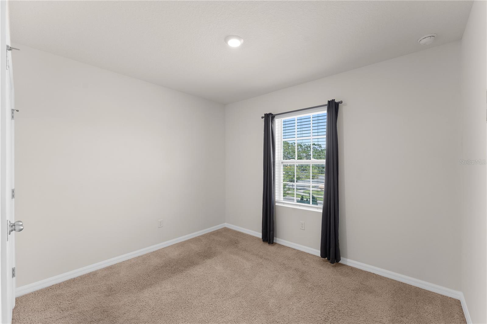 Image 17 of 25 For 12490 Bowes Branch Road