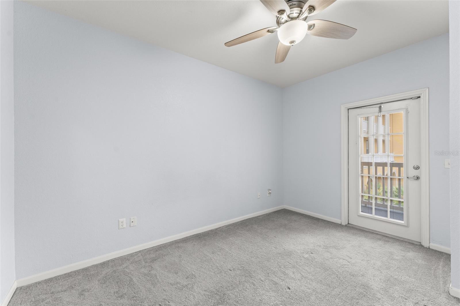 Image 17 of 35 For 860 Orange Avenue 338