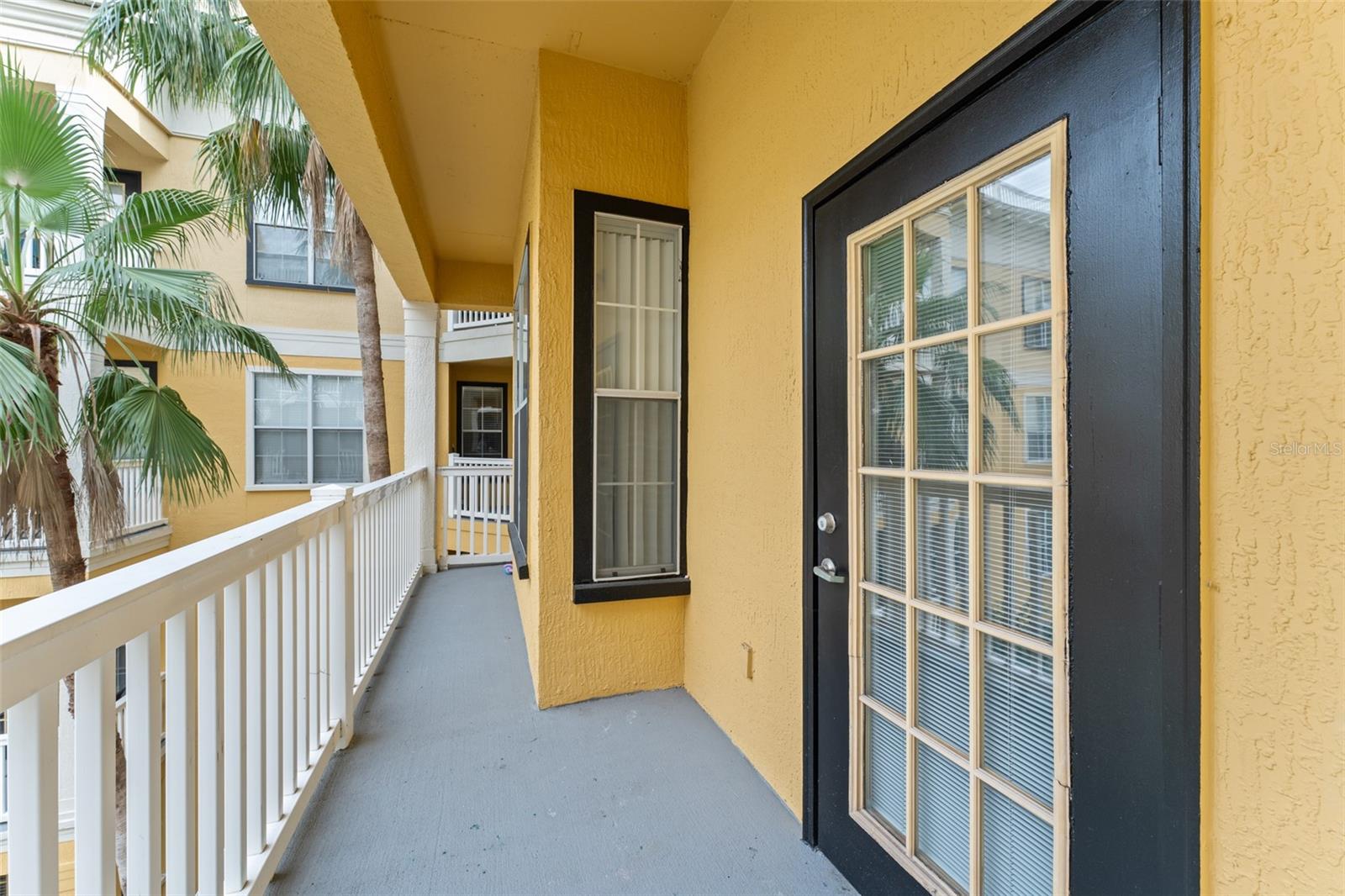Image 26 of 35 For 860 Orange Avenue 338
