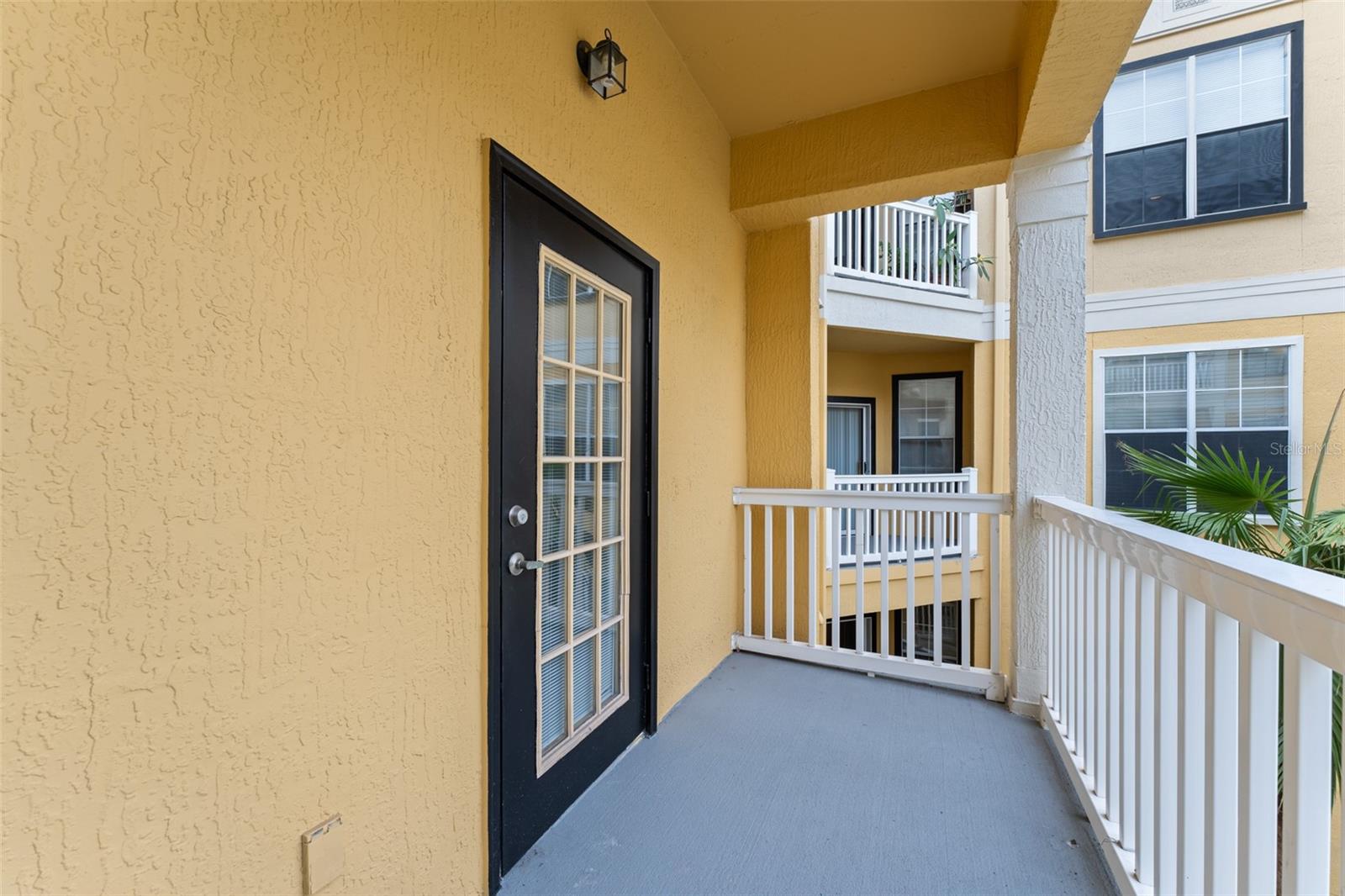 Image 29 of 35 For 860 Orange Avenue 338