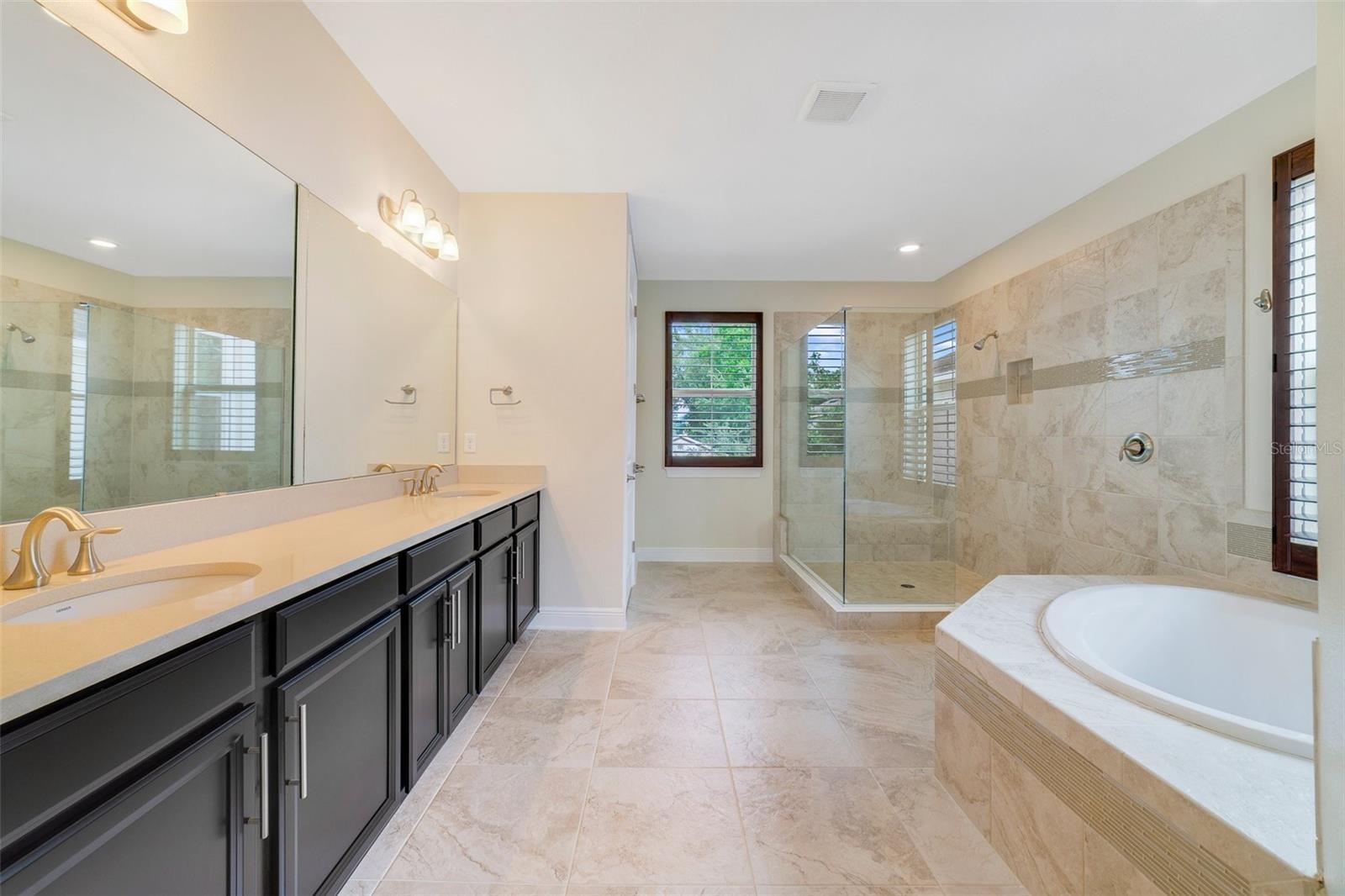 Image 13 of 40 For 14516 Sunbridge Circle