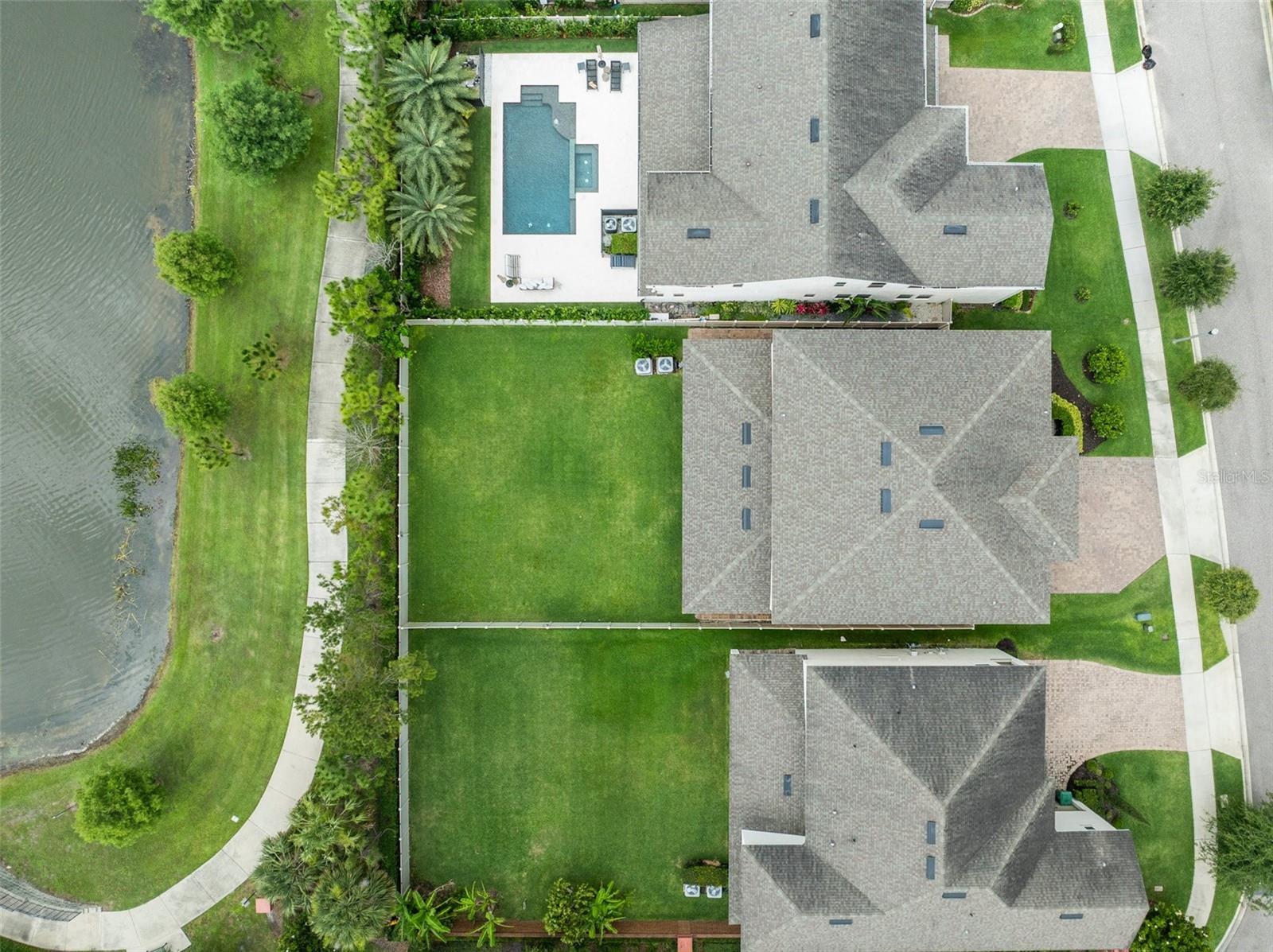 Image 23 of 40 For 14516 Sunbridge Circle