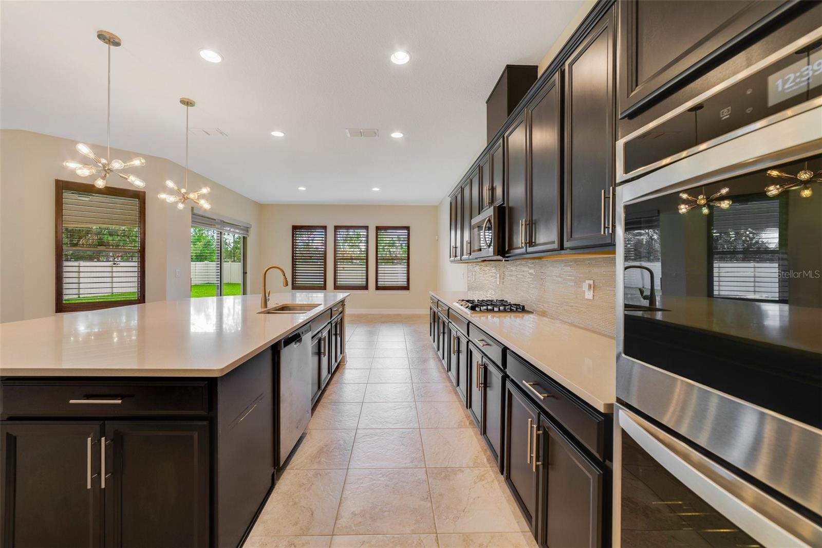 Image 7 of 40 For 14516 Sunbridge Circle