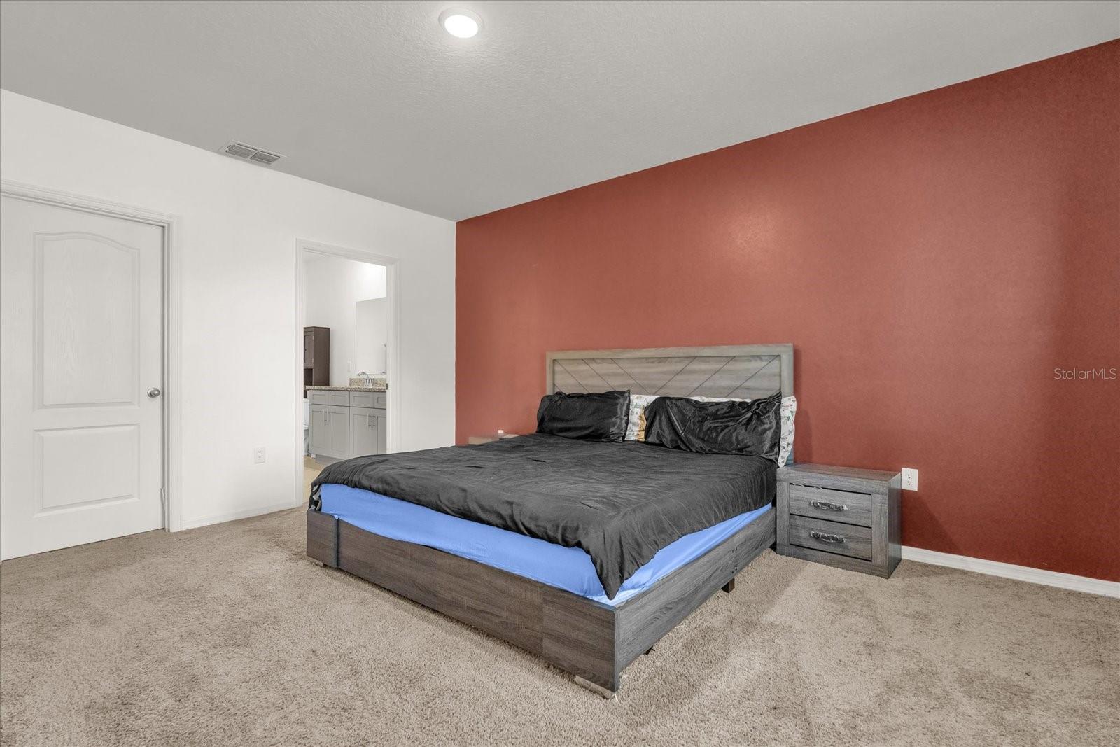 Image 13 of 31 For 123 Zinnia Lane W