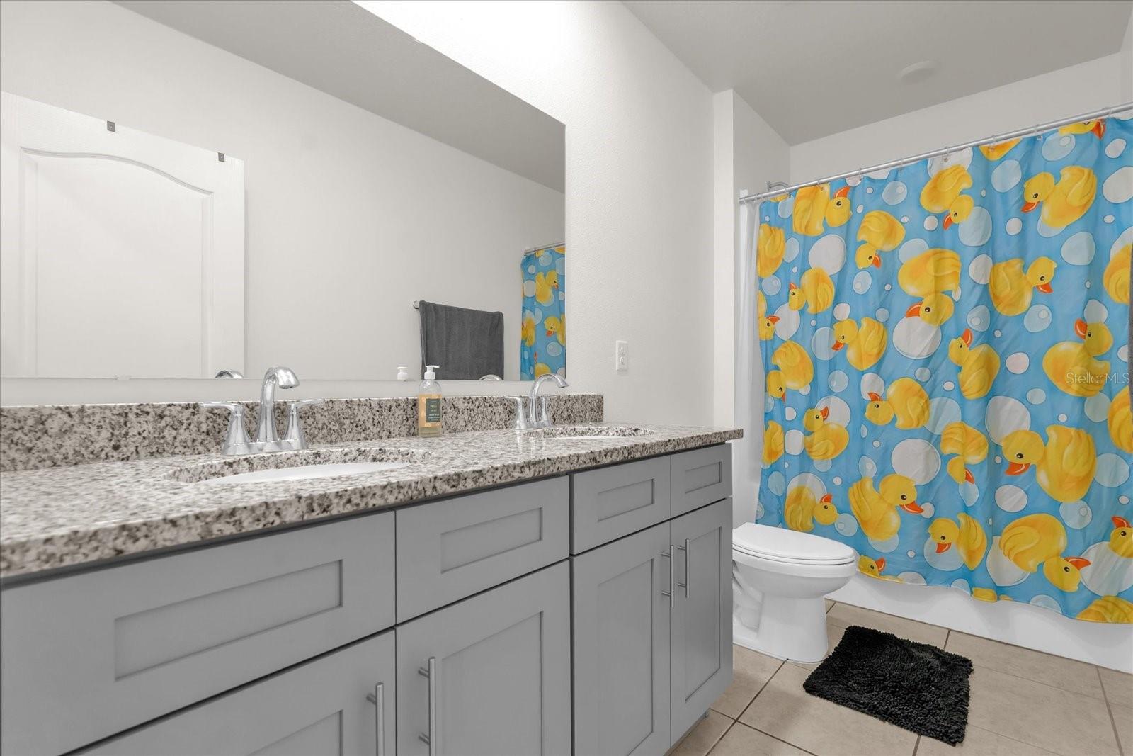 Image 18 of 31 For 123 Zinnia Lane W