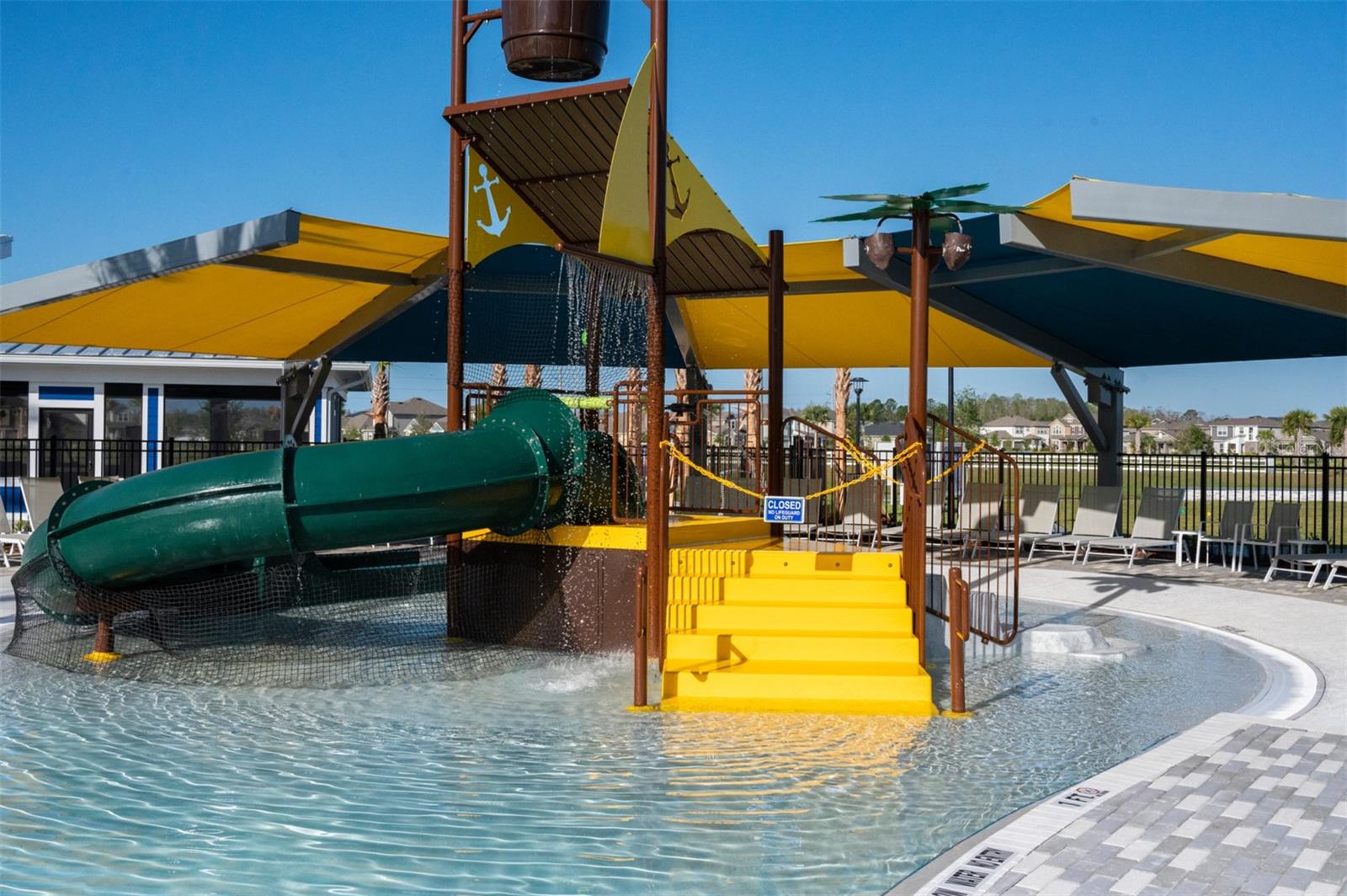 Image 23 of 27 For 9976 Red Canoe Alley