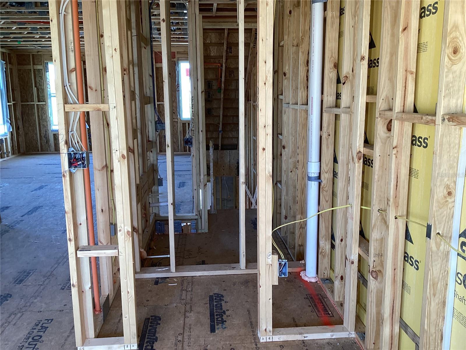 Image 12 of 29 For 15447 Hamlin Park Drive