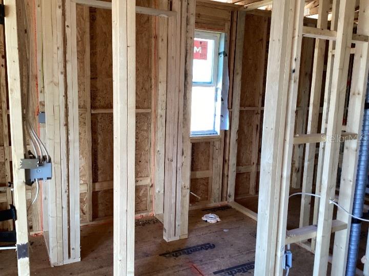 Image 21 of 29 For 15447 Hamlin Park Drive