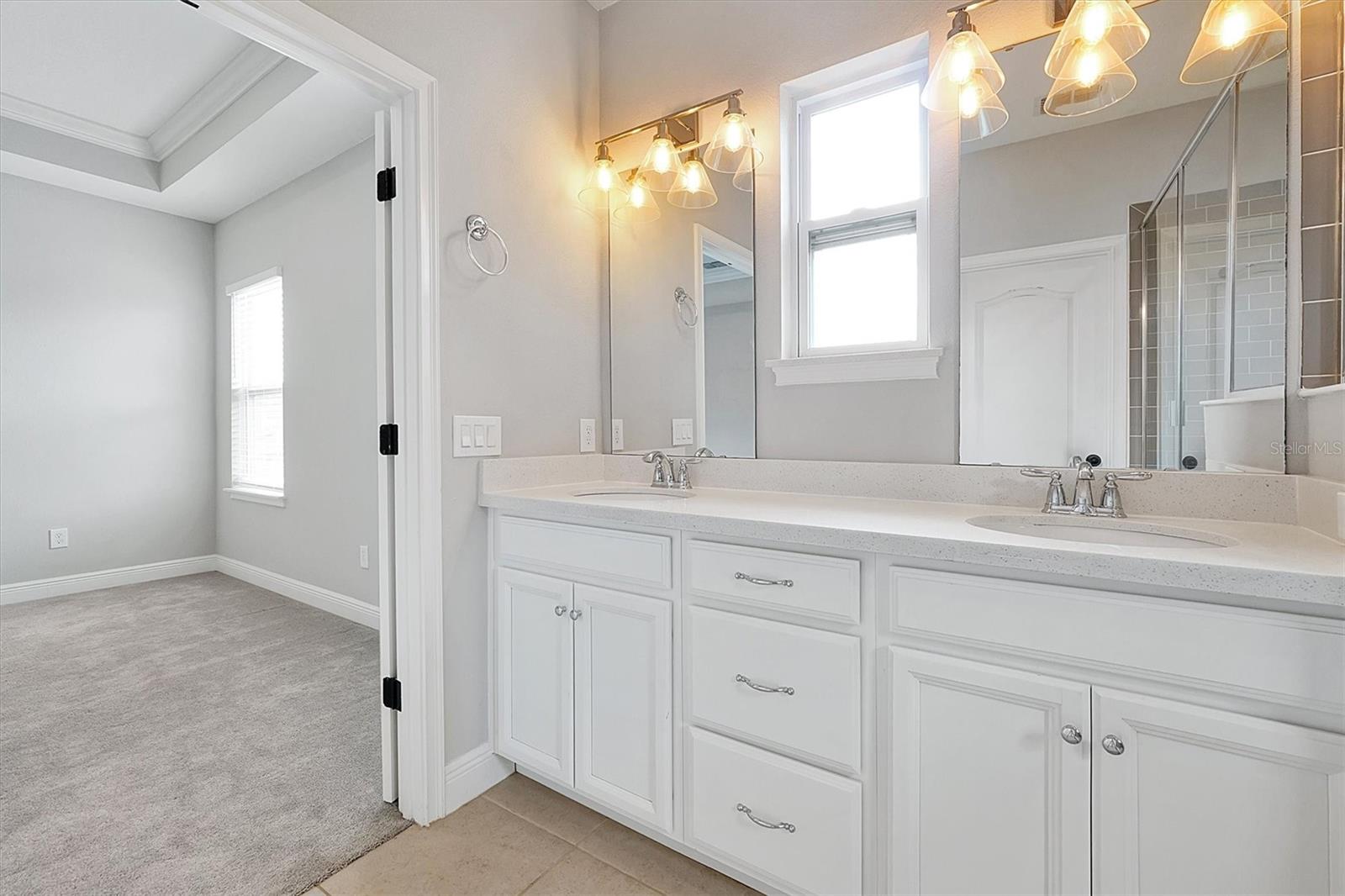 Image 20 of 41 For 14208 Shocklach Drive