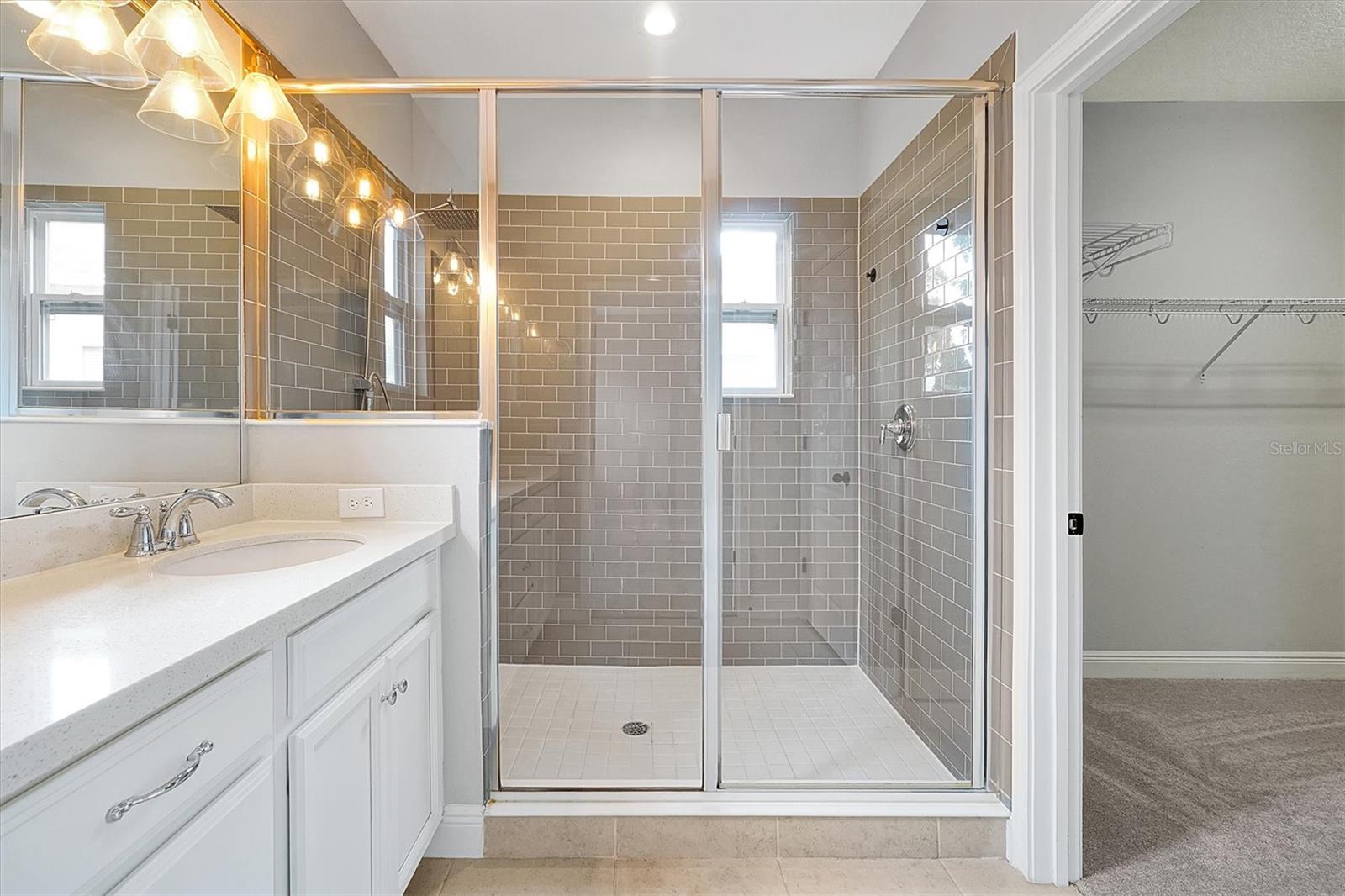 Image 22 of 41 For 14208 Shocklach Drive