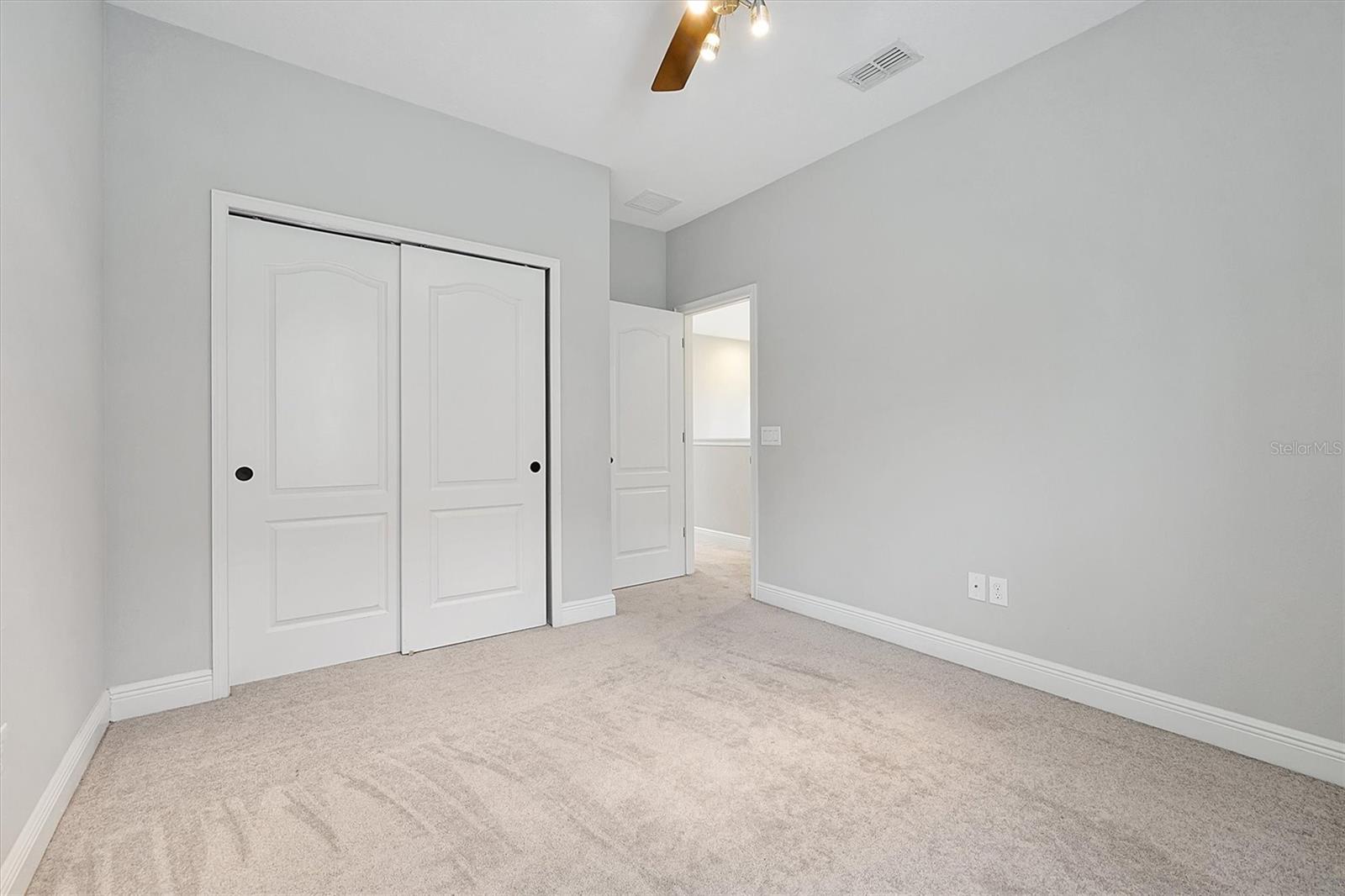 Image 25 of 41 For 14208 Shocklach Drive