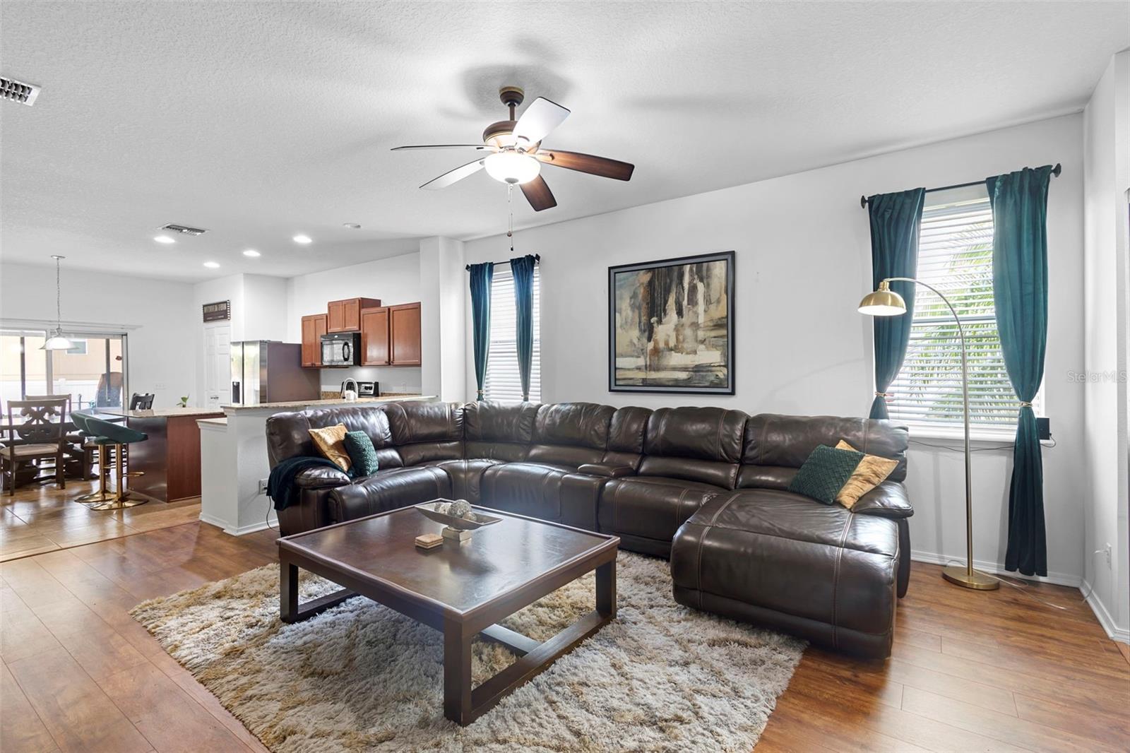Image 10 of 57 For 30245 Cheval Street