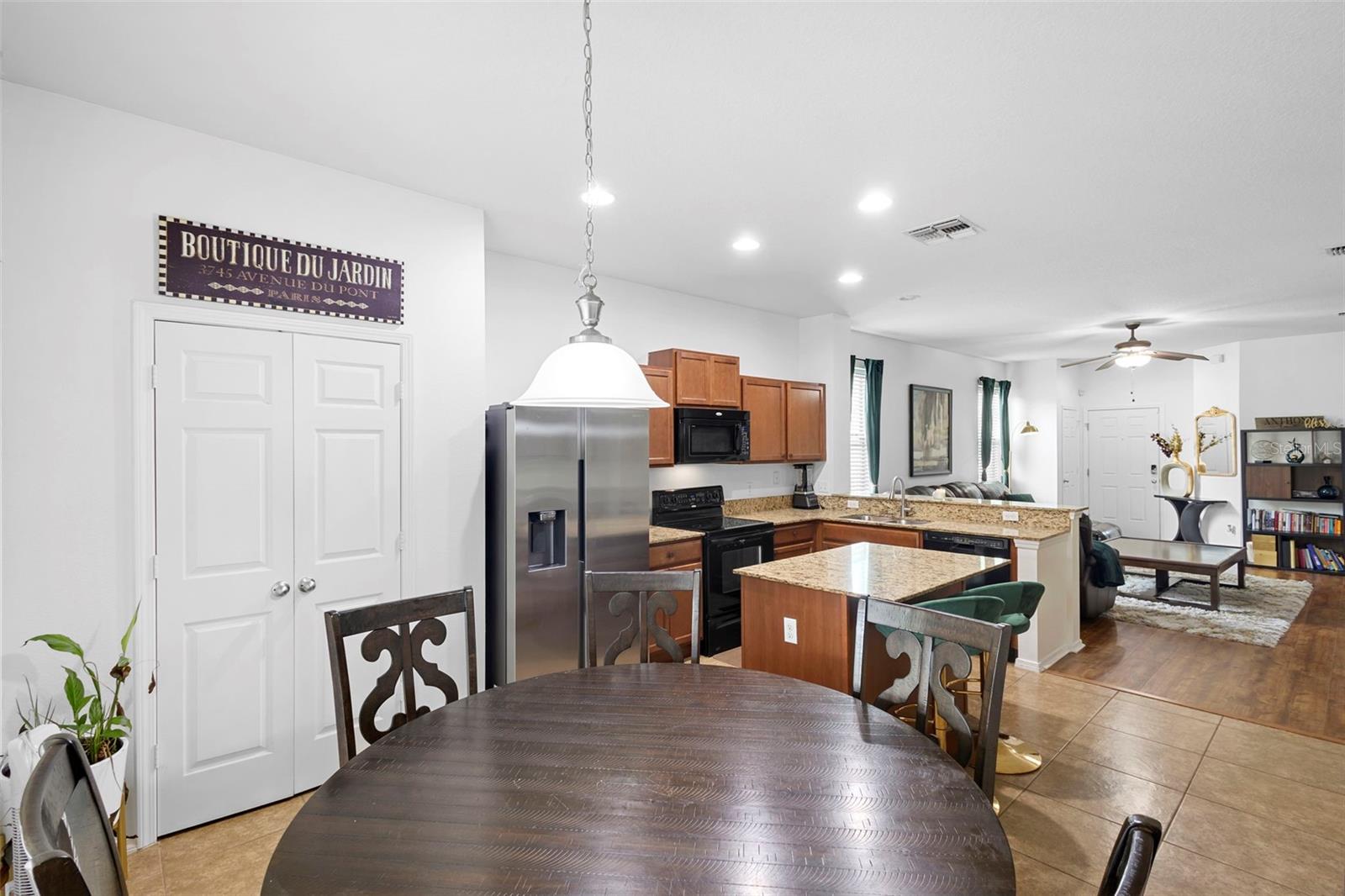 Image 11 of 57 For 30245 Cheval Street
