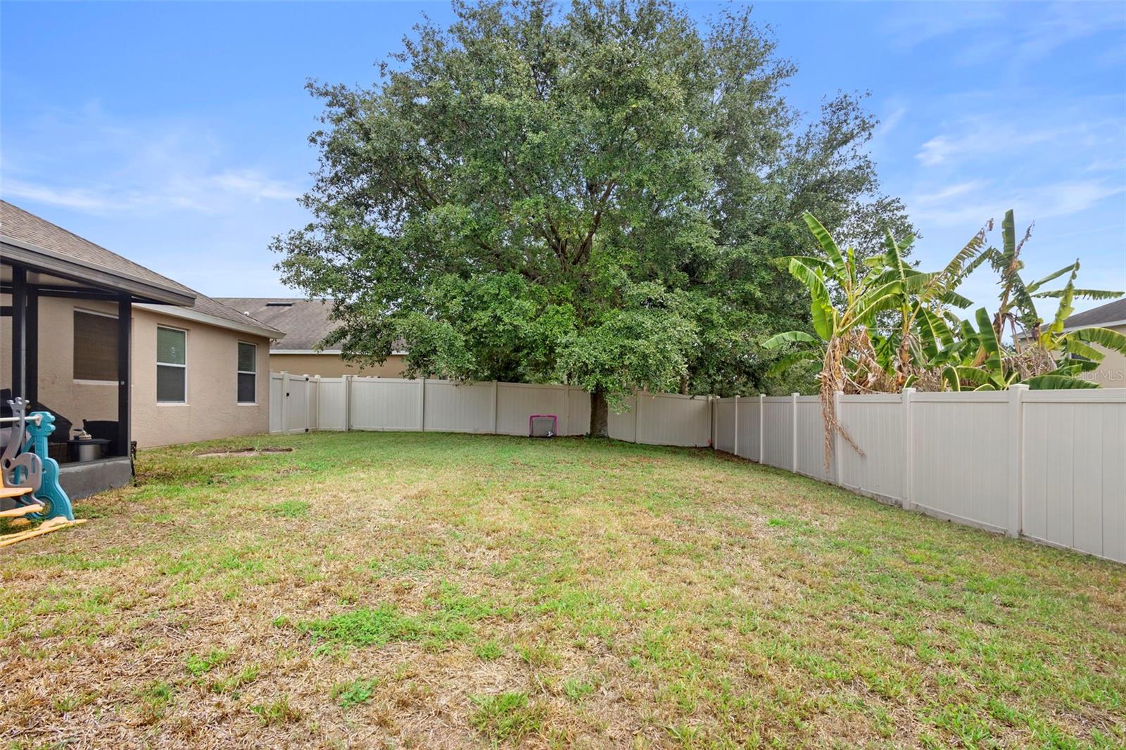 Image 39 of 57 For 30245 Cheval Street
