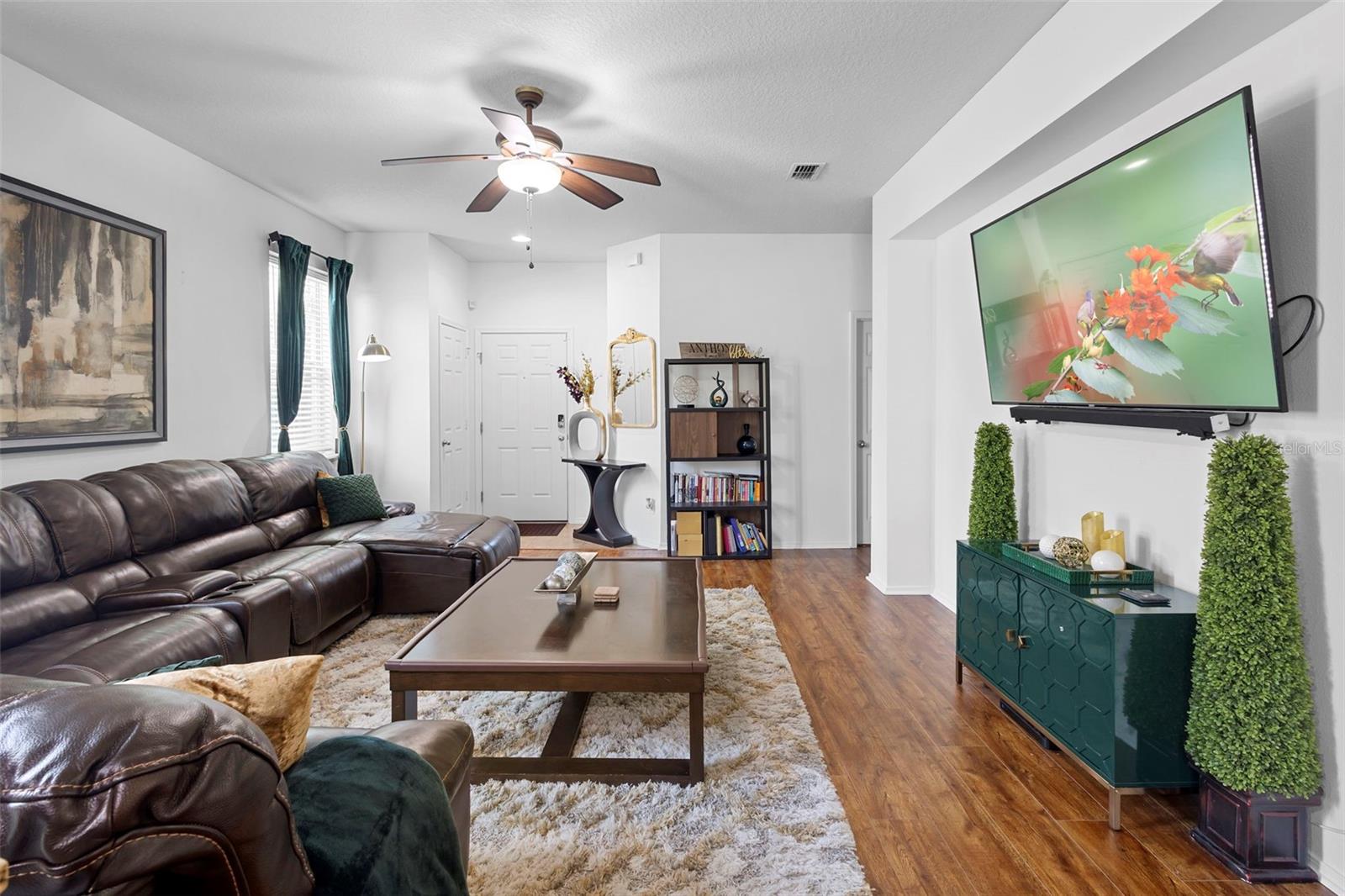 Image 4 of 57 For 30245 Cheval Street