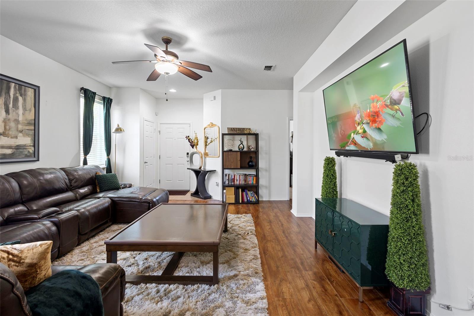 Image 7 of 57 For 30245 Cheval Street