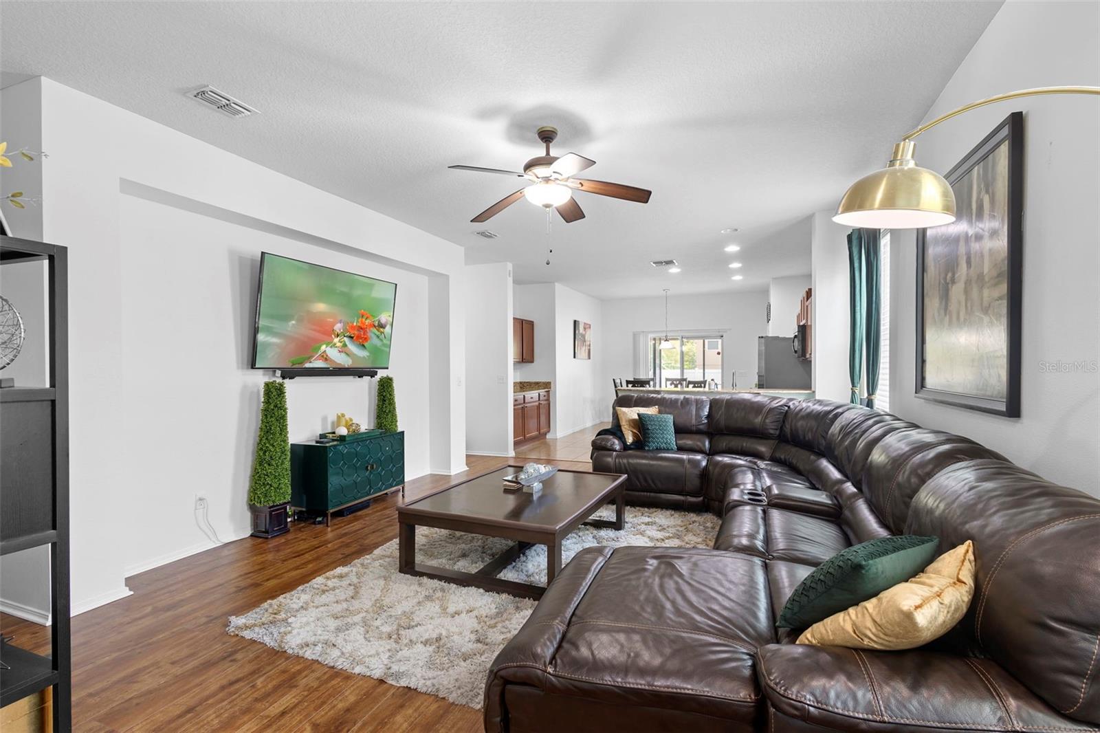 Image 9 of 57 For 30245 Cheval Street
