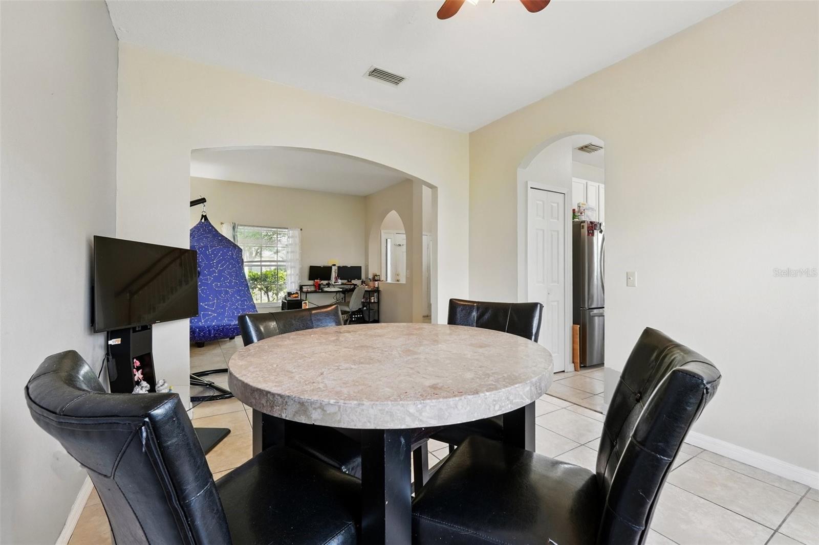 Image 15 of 37 For 4208 Lugano Court