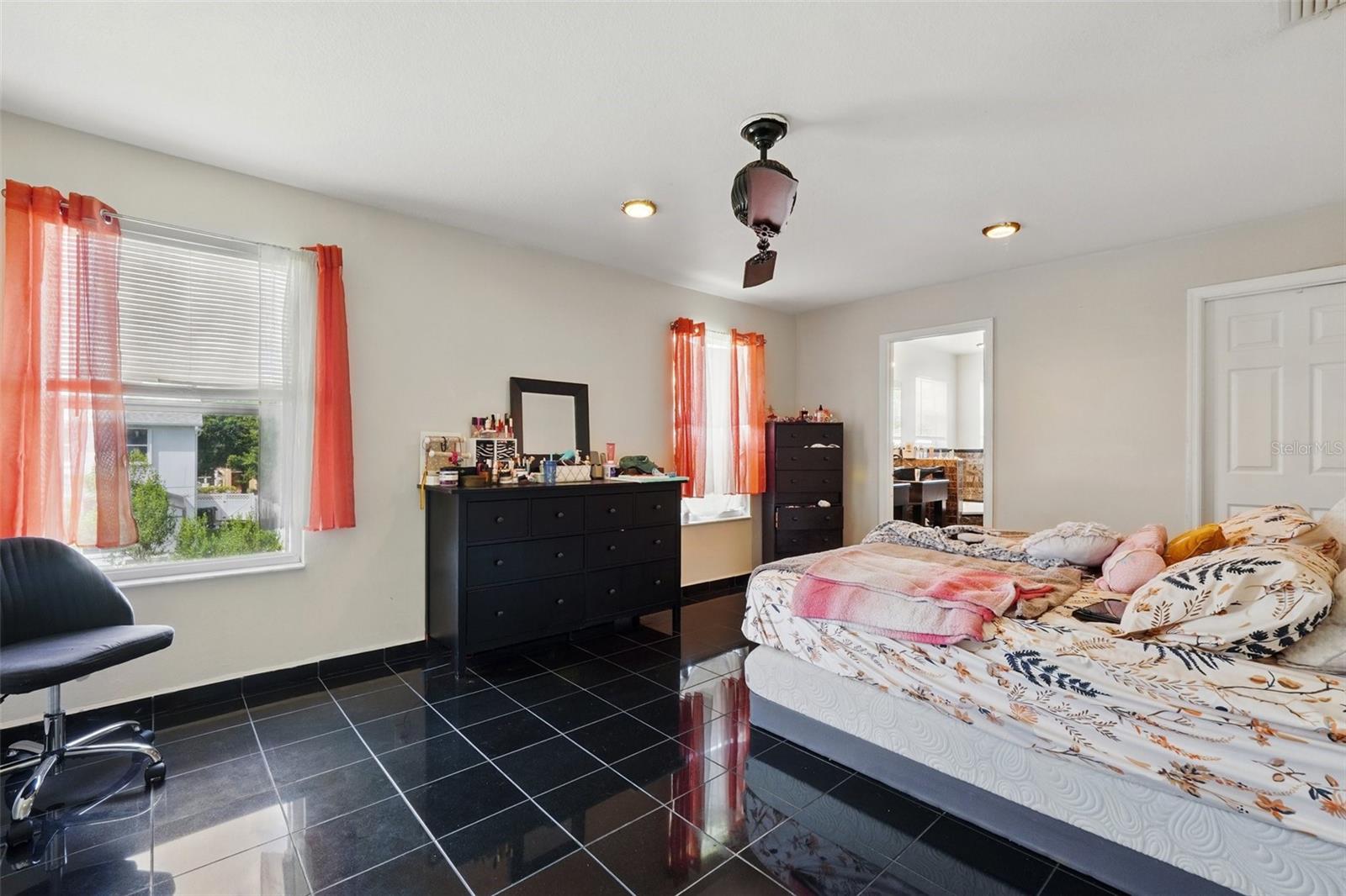 Image 19 of 37 For 4208 Lugano Court