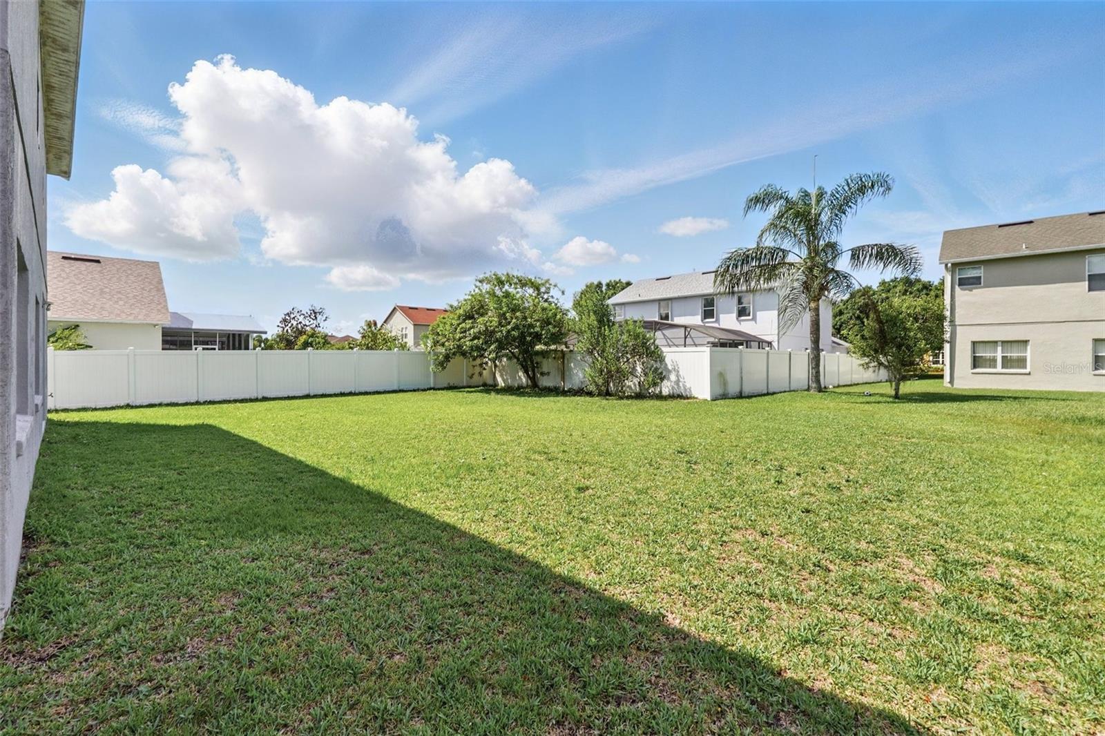 Image 32 of 37 For 4208 Lugano Court