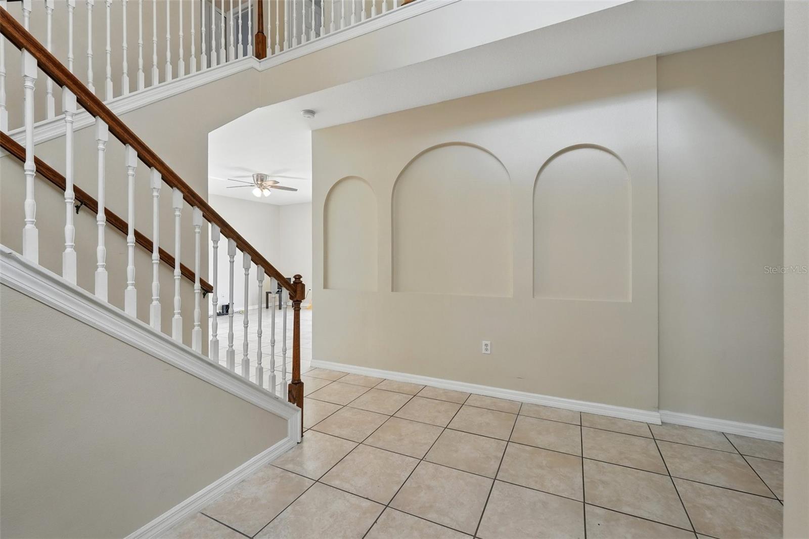 Image 4 of 37 For 4208 Lugano Court