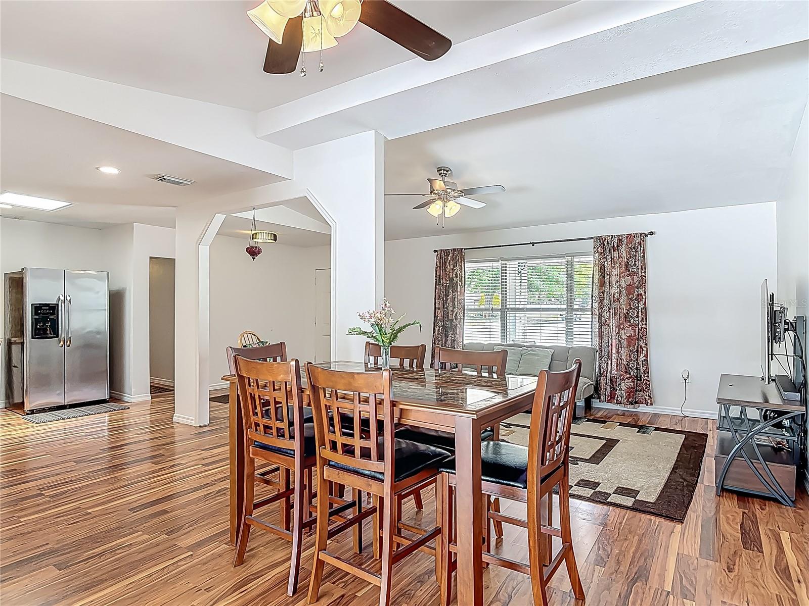 Image 6 of 33 For 2203 Beatrice Drive