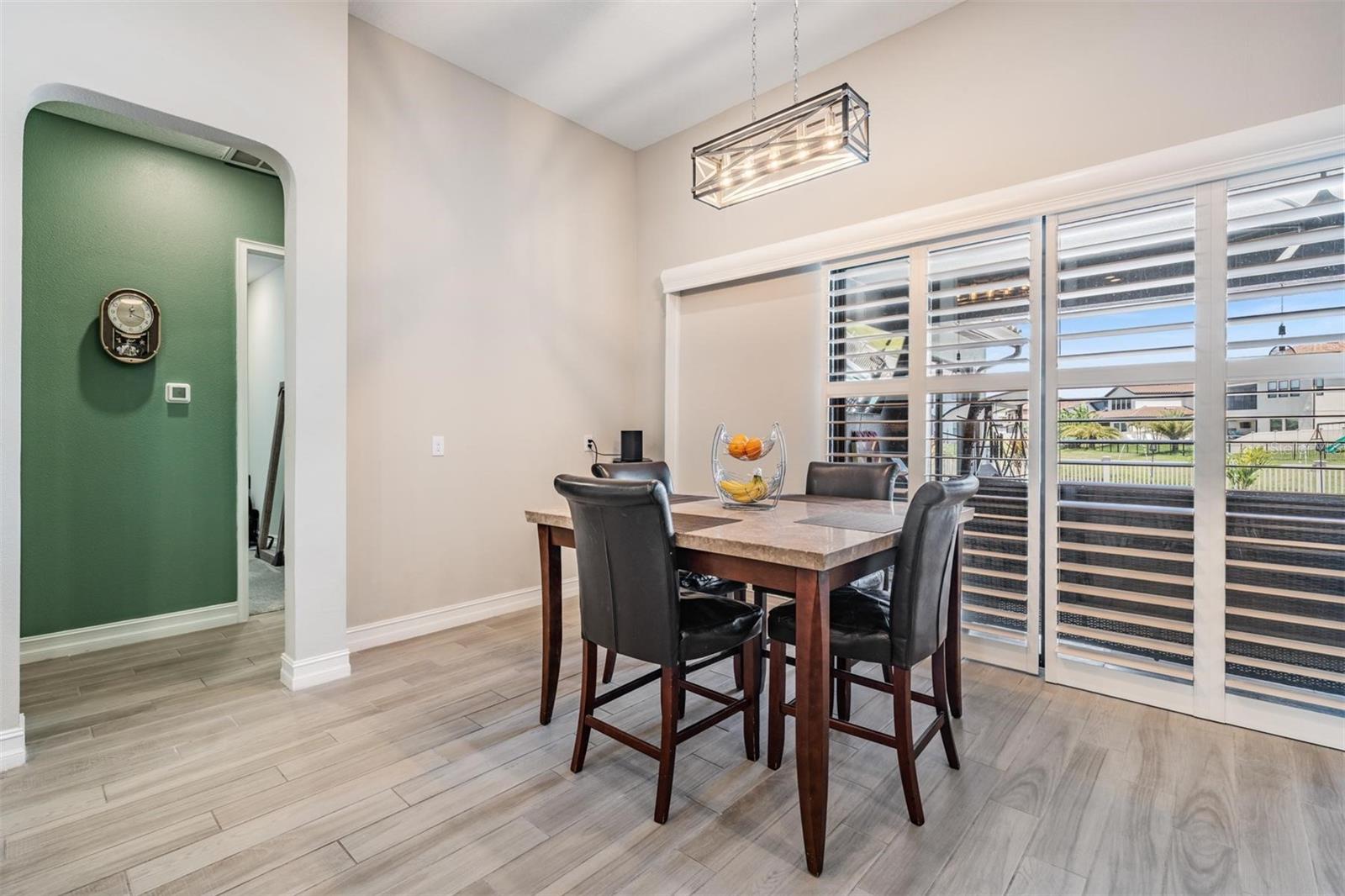 Listing photo id 22 for 29043 Picana Lane