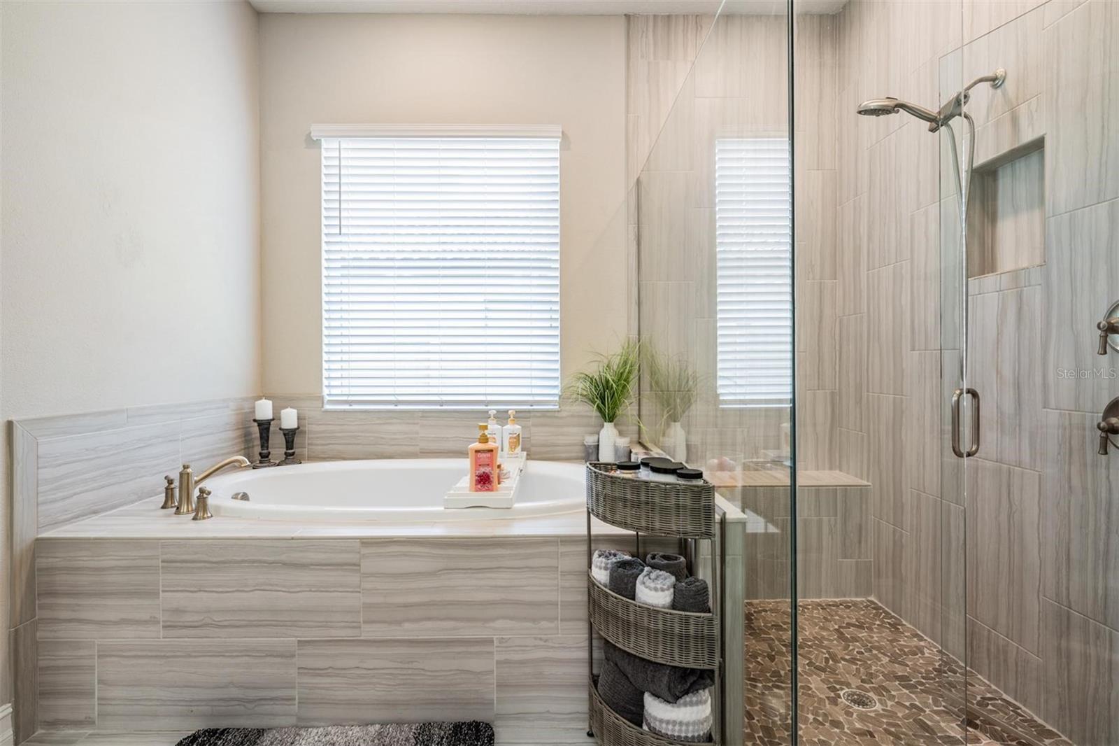 Listing photo id 33 for 29043 Picana Lane