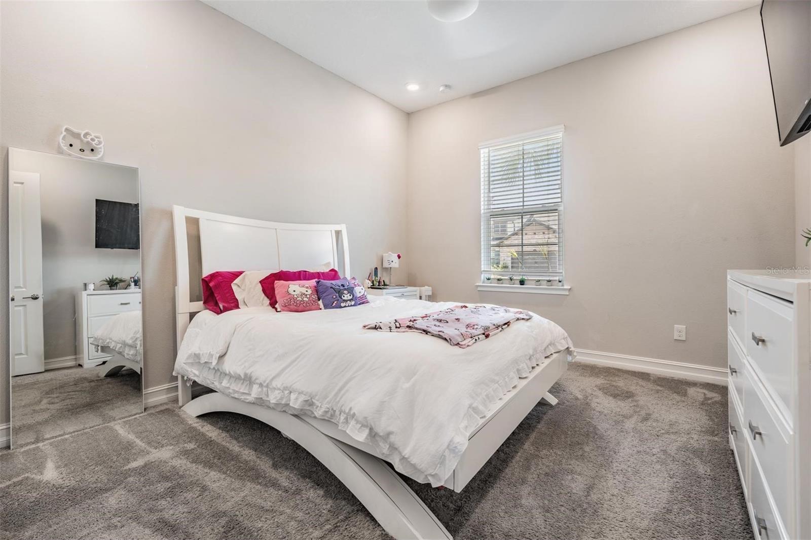 Listing photo id 40 for 29043 Picana Lane