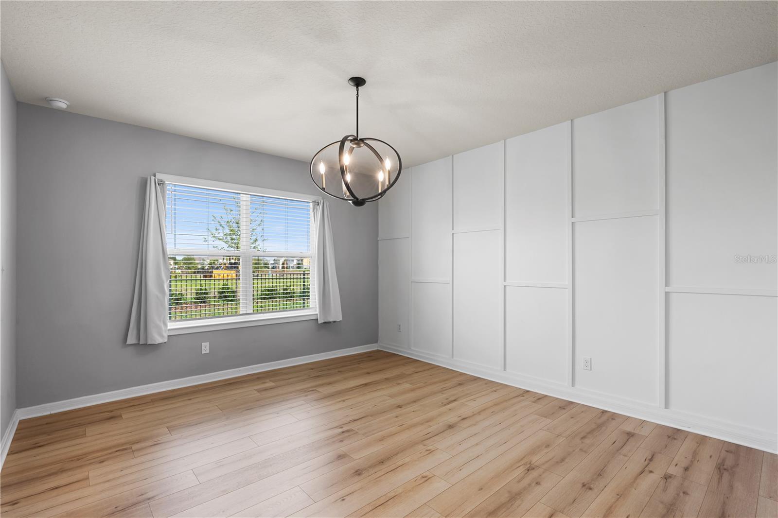 Image 13 of 33 For 2130 Bur Oak Boulevard