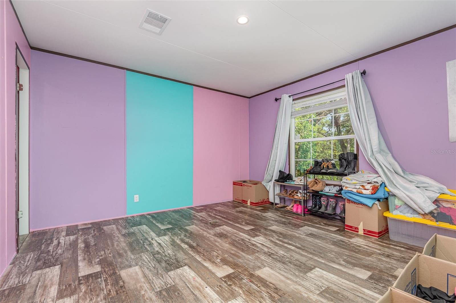 Image 20 of 30 For 812 Summit Street