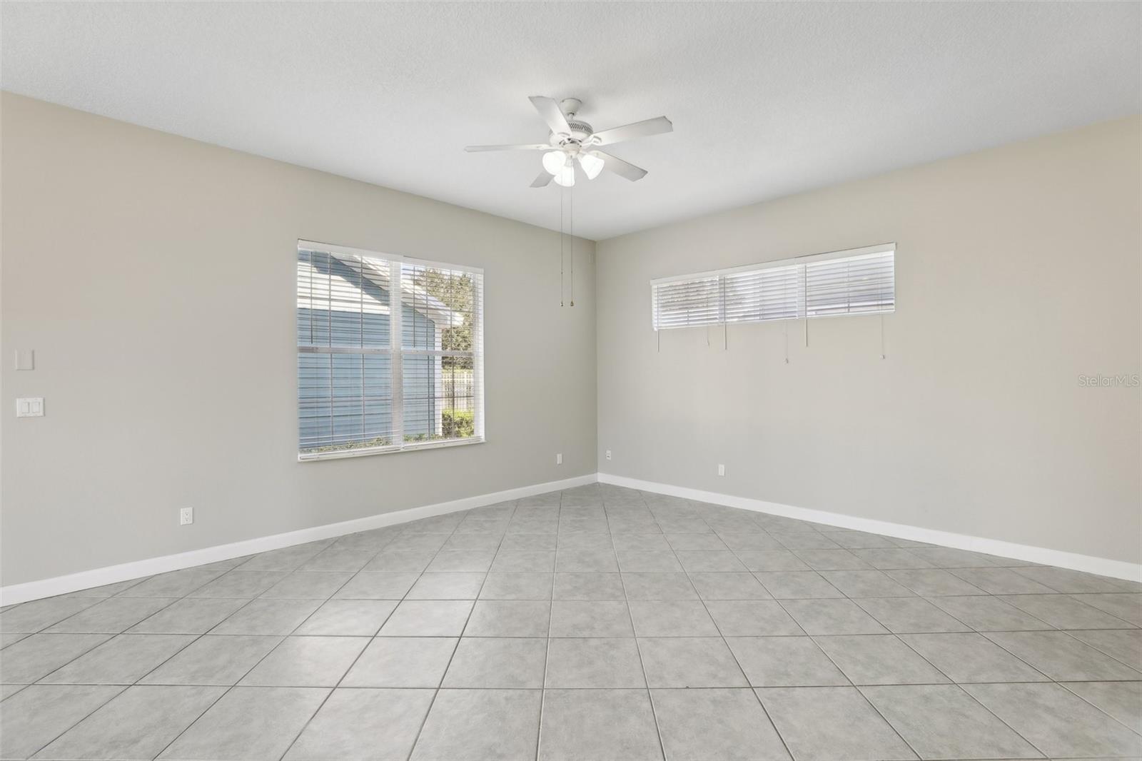 Image 16 of 38 For 1554 Fairview Circle