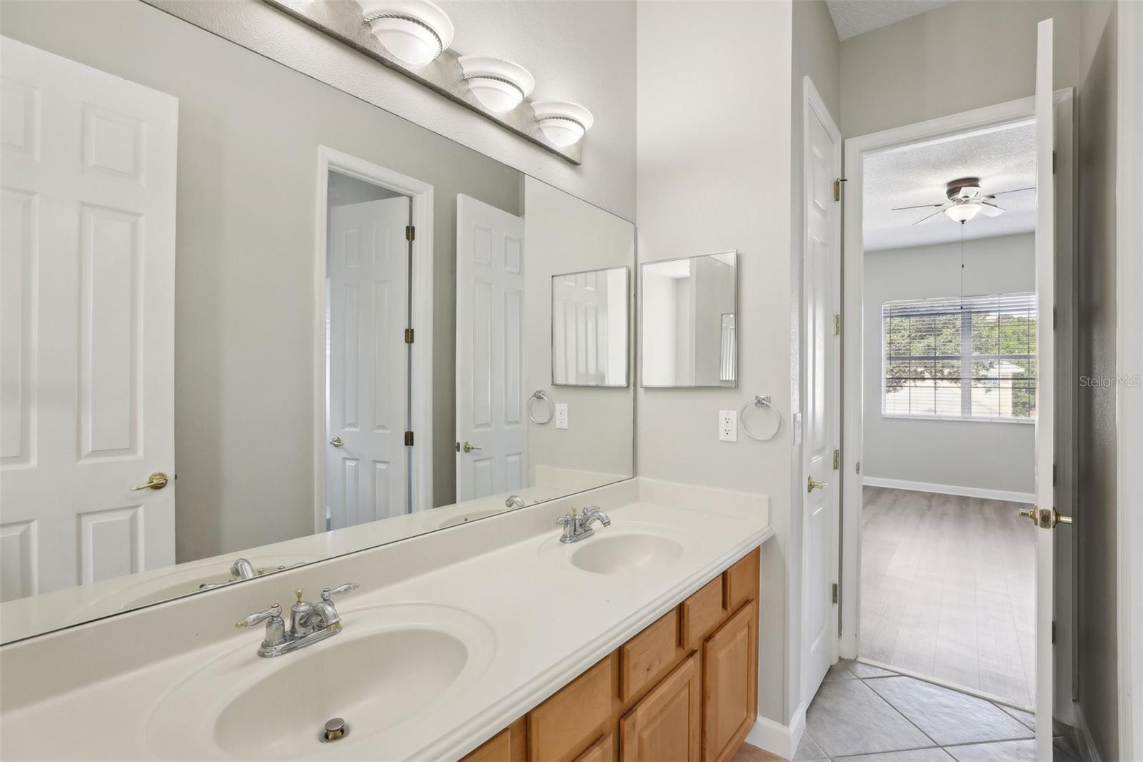 Image 21 of 38 For 1554 Fairview Circle