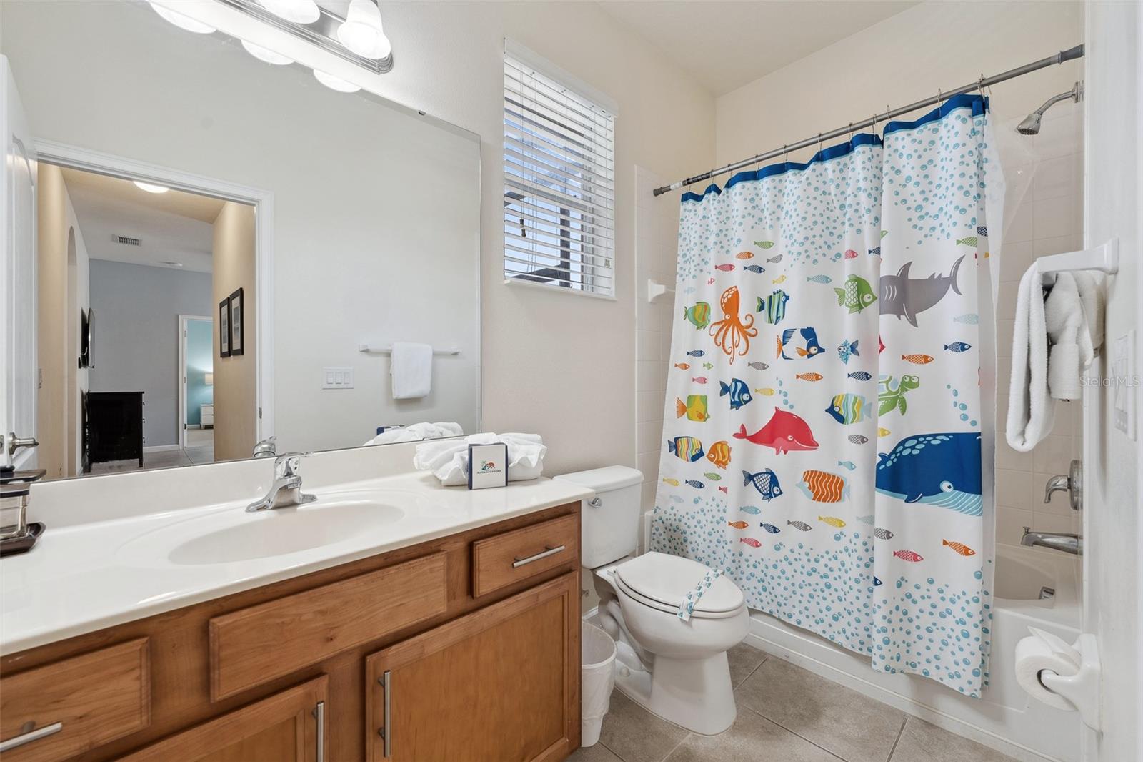 Image 28 of 42 For 4080 Oaktree Drive