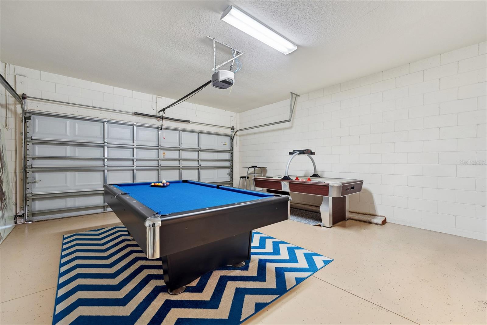 Image 32 of 42 For 4080 Oaktree Drive