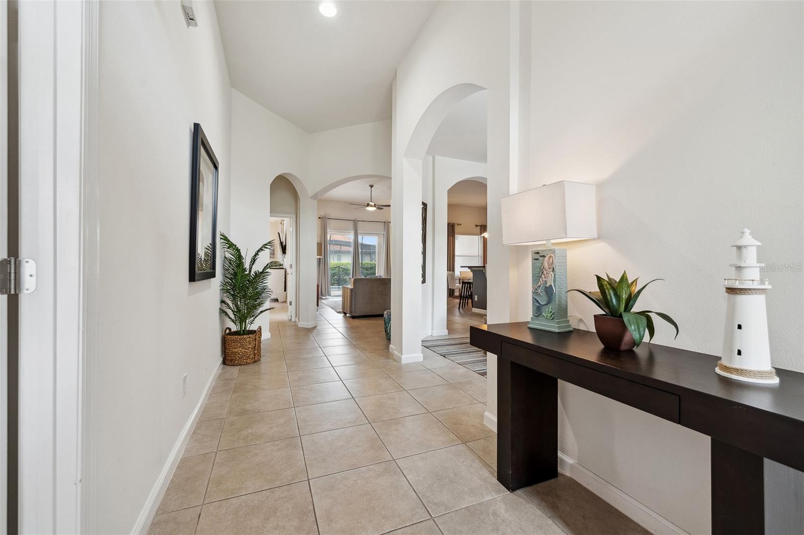 Image 5 of 42 For 4080 Oaktree Drive