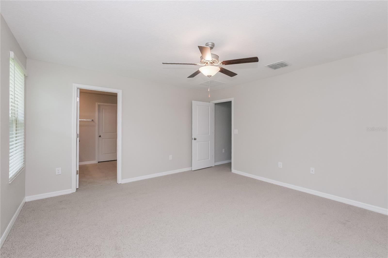 Image 10 of 17 For 5227 White Chicory Drive