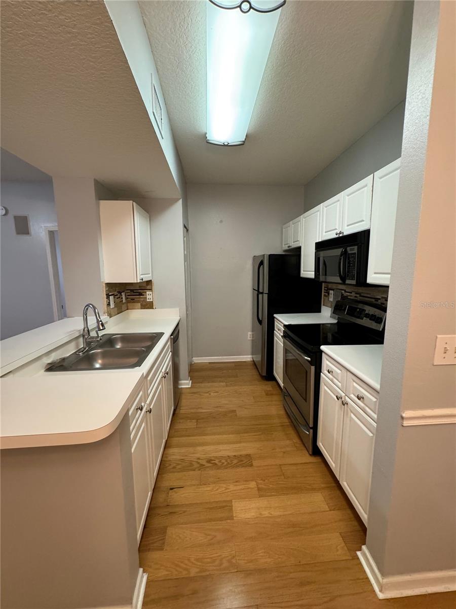 Image 13 of 24 For 14205 Falls Church Drive 2015