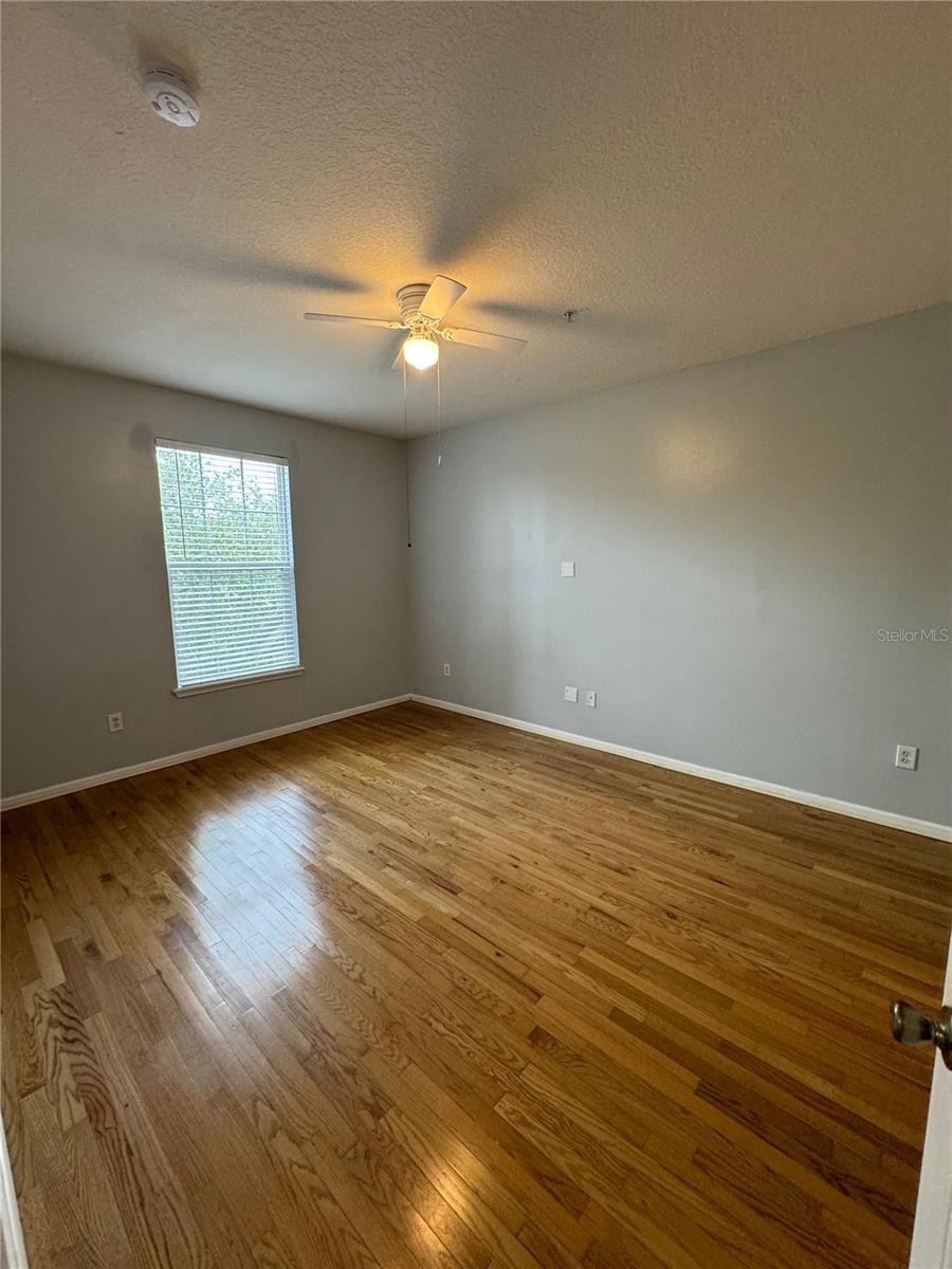 Image 19 of 24 For 14205 Falls Church Drive 2015