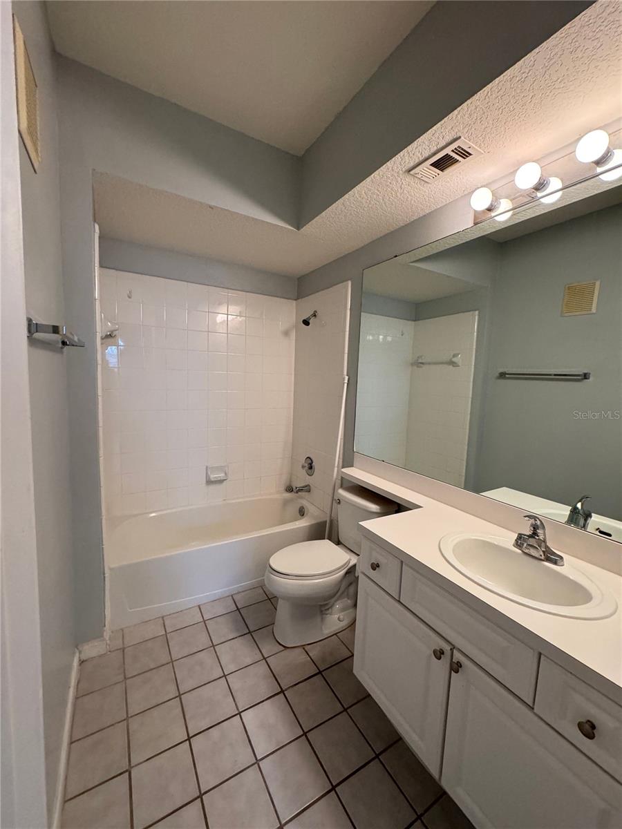 Image 20 of 24 For 14205 Falls Church Drive 2015