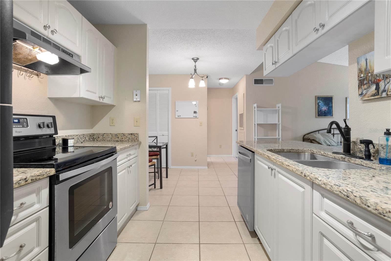 Image 11 of 25 For 2550 Alafaya Trail 2304