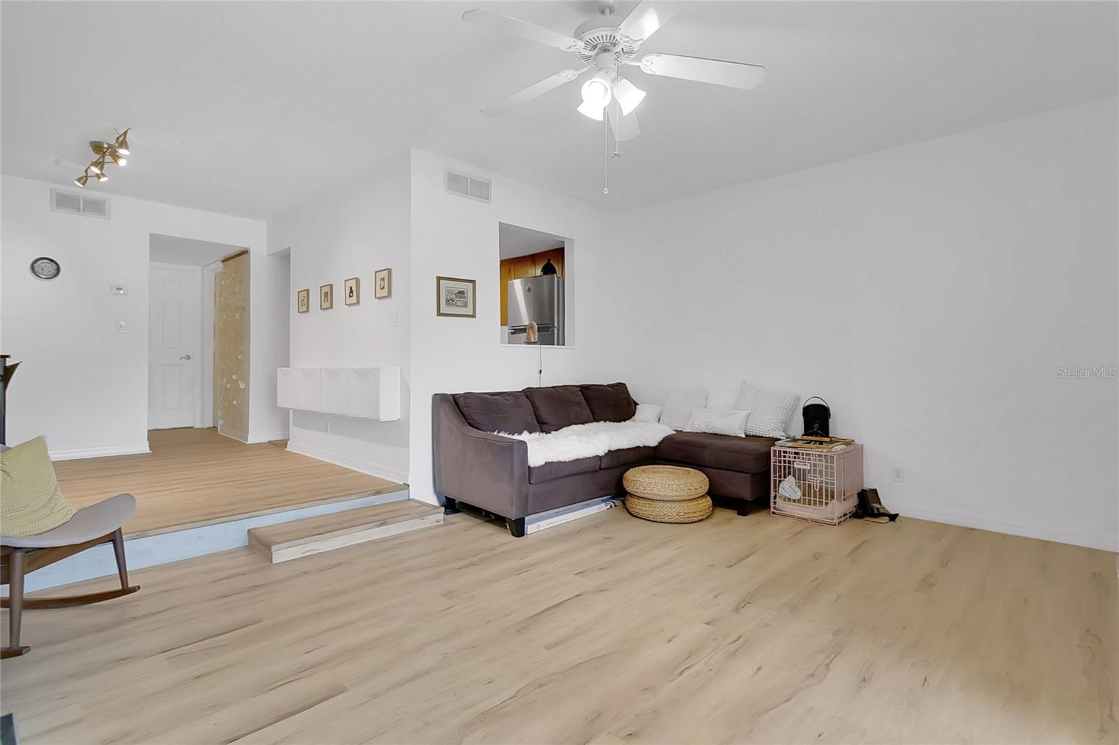 Image 3 of 32 For 758 Michigan Street 203
