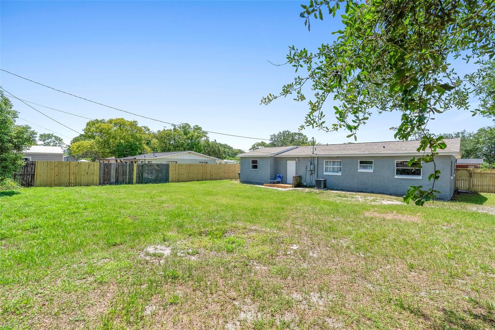 Image 22 of 29 For 3240 Daryl Terrace