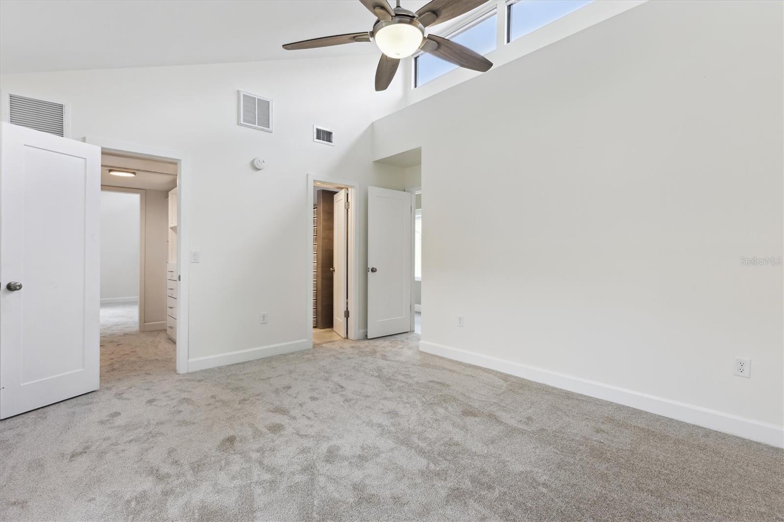 Image 34 of 48 For 1327 Bridgeport Drive