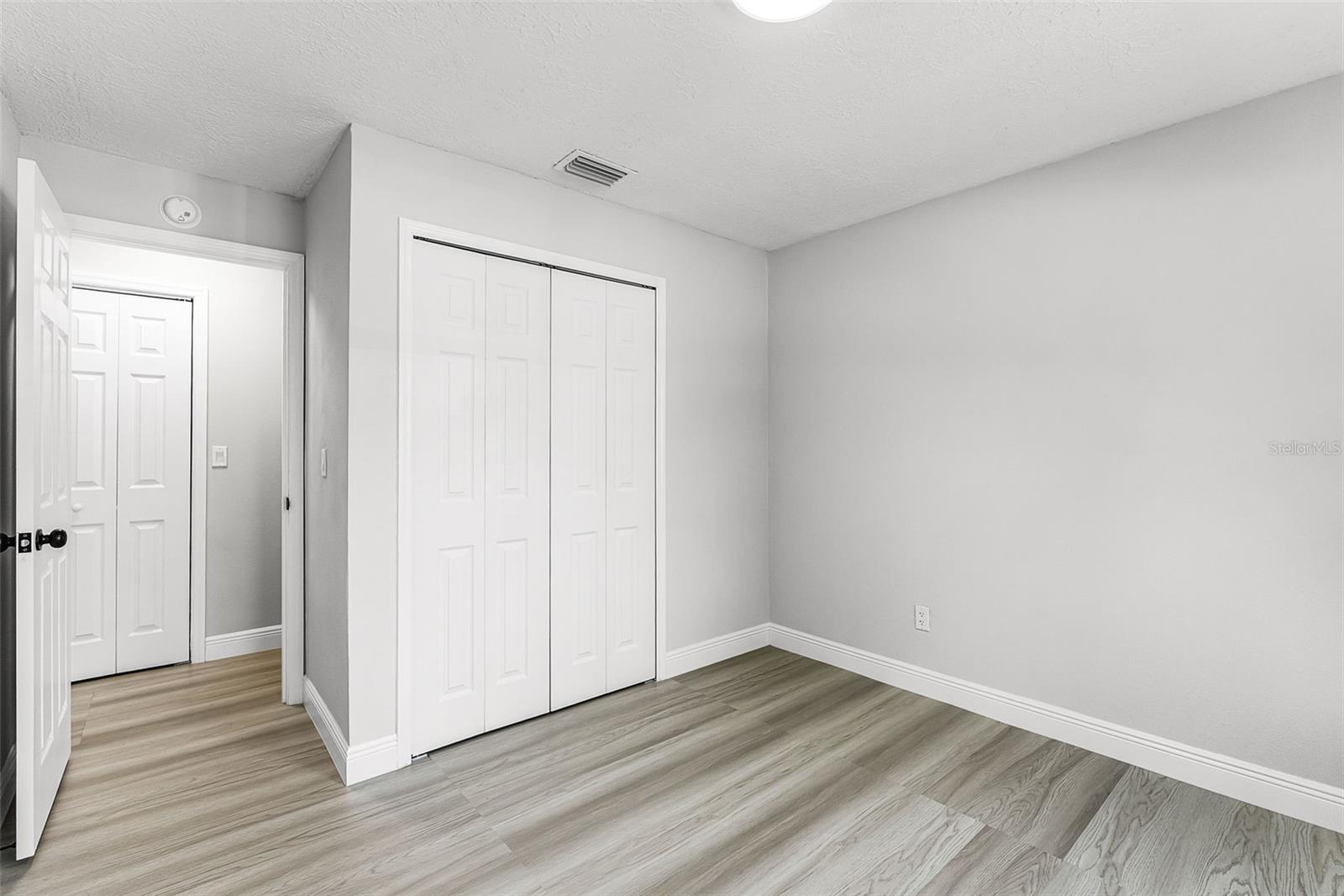 Image 24 of 35 For 174 Pine Grove Ct