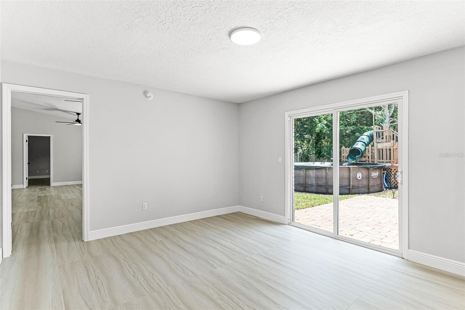Image 26 of 35 For 174 Pine Grove Ct